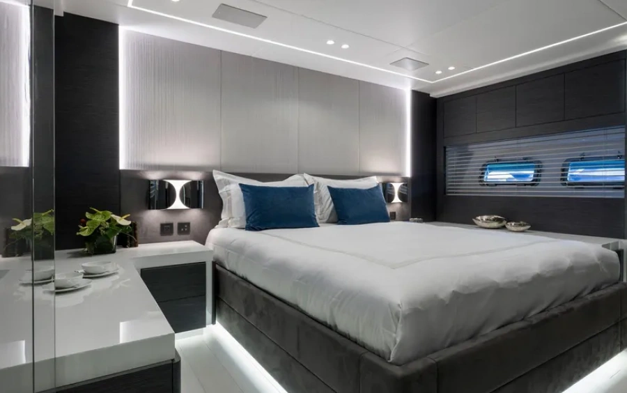 Mangusta MAXI OPEN 110 - 2020 фото 2.16