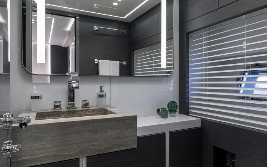 Mangusta MAXI OPEN 110 - 2020 фото 2.18