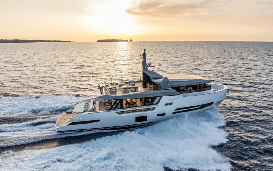 Arcadia Yachts Sherpa 80 - 2024 фото 1.10