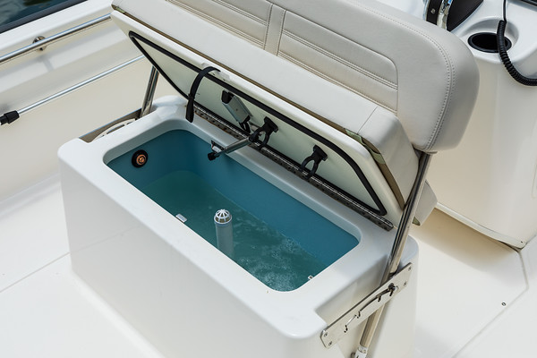 Boston Whaler 170 Montauk фото 1.5