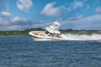 Boston Whaler 380 Outrage фото 1.7