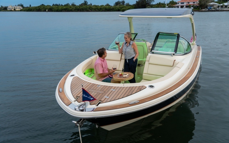 Chris-Craft Launch 31 GT is Available for Viewing