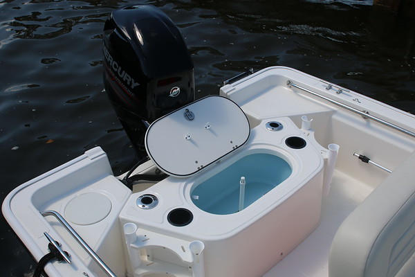 Boston Whaler 150 Montauk фото 1.2
