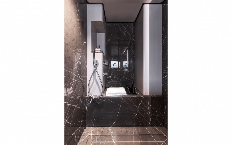 Ferretti Yachts INFYNITO 90 фото 2.43