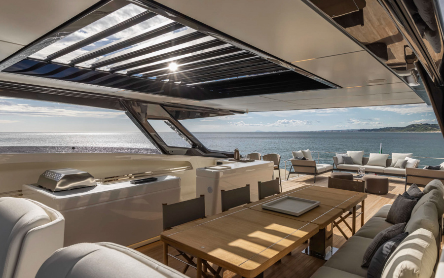 Ferretti Yachts 1000 фото 1.19