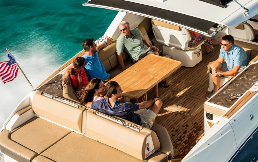 Sea Ray  SLX 400 OB фото 1.3