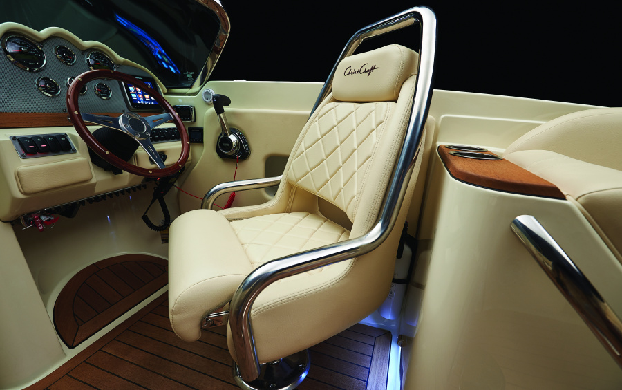 Chris-Craft Launch 27 фото 1.7