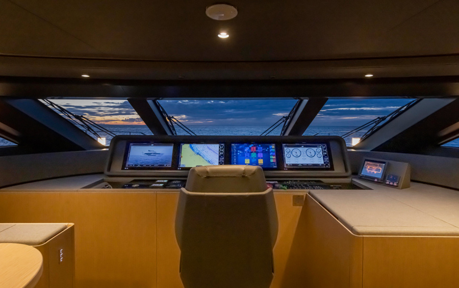 Ferretti Yachts 1000 фото 2.42