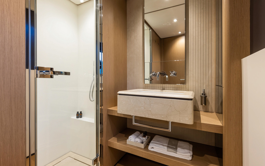 Ferretti Yachts 1000 фото 2.30