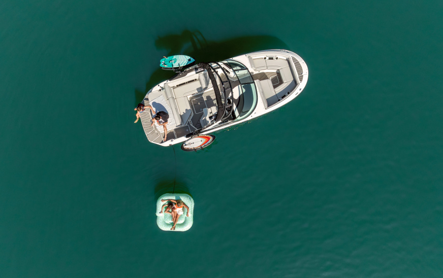 Sea Ray SDX 230 Surf фото 1.3