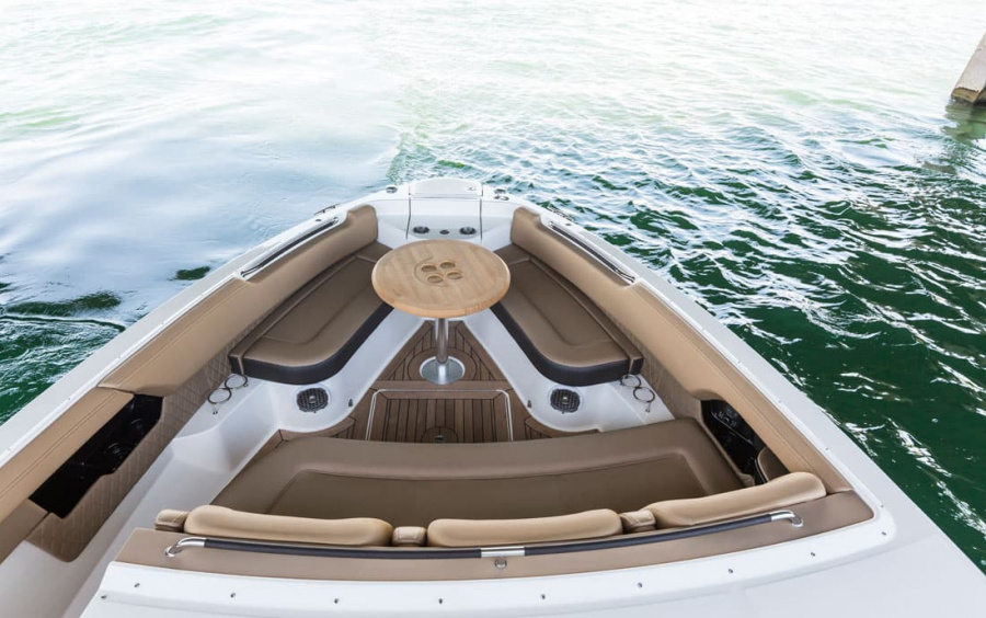 Sea Ray  SLX 400 OB фото 2.4