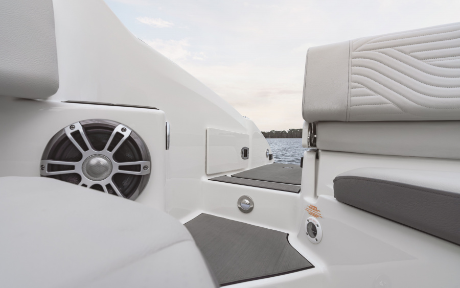 Sea Ray  SDX 270 Surf фото 1.3