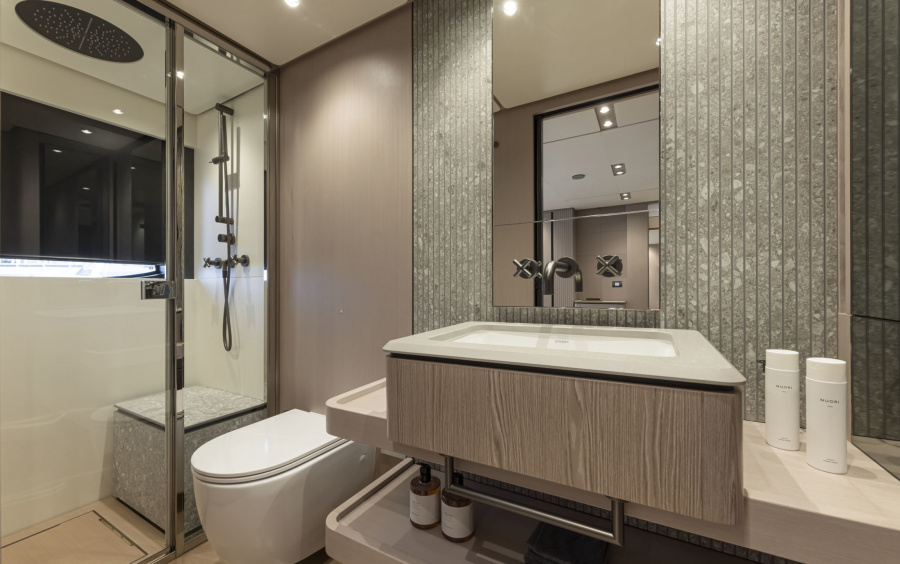 Ferretti Yachts 1000 фото 2.16