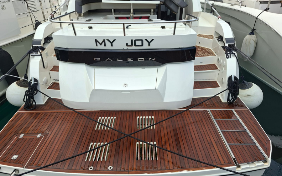 Galeon 445 HTS фото 1.7