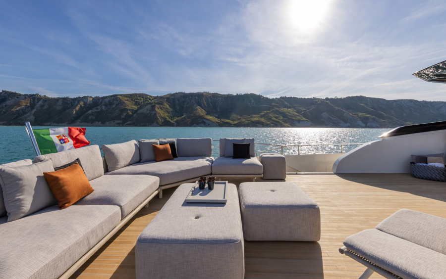 Ferretti Yachts 1000 фото 2.21