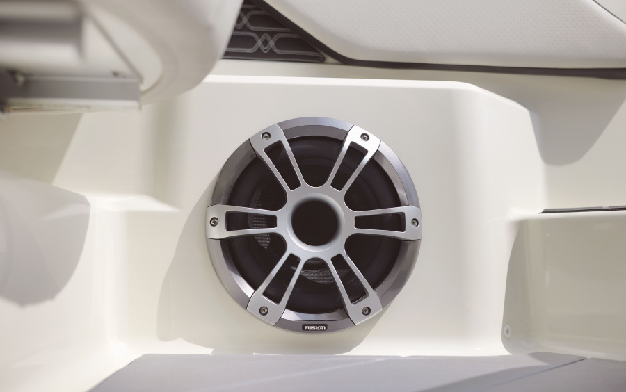 Sea Ray 190 SPX/737 фото 1.6