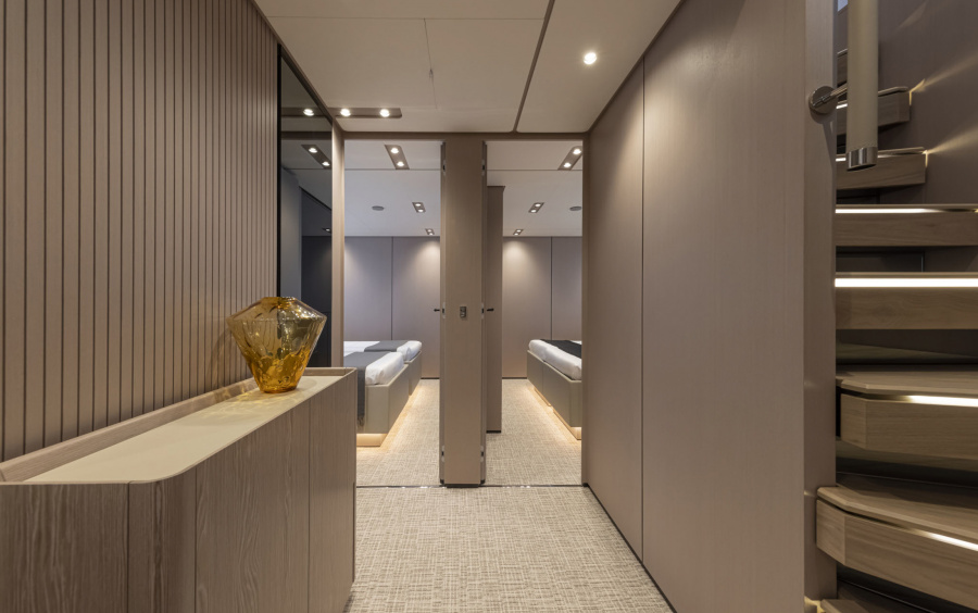 Ferretti Yachts 1000 фото 2.14