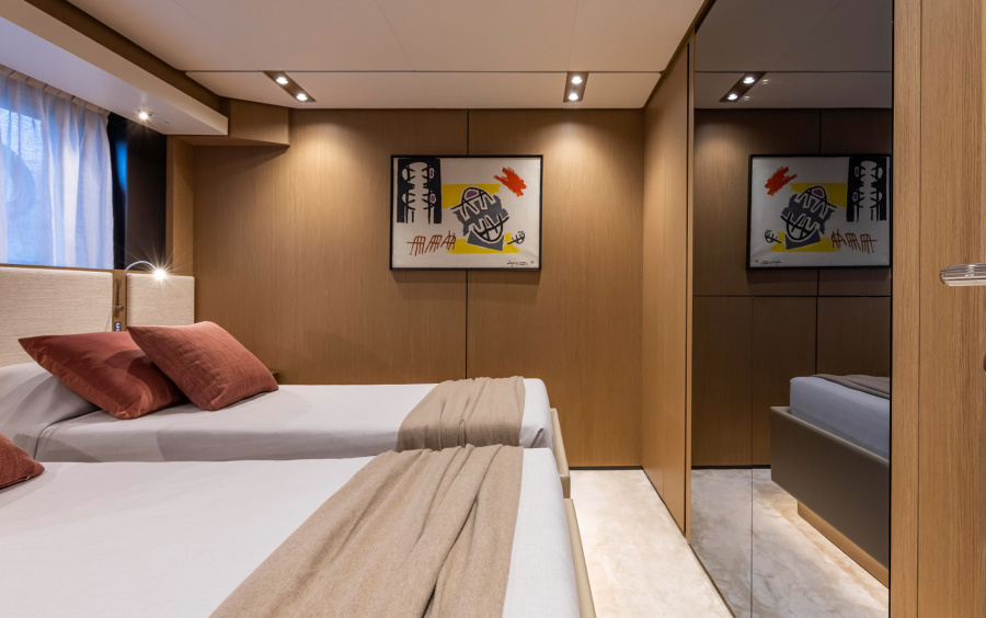 Ferretti Yachts 1000 фото 2.40