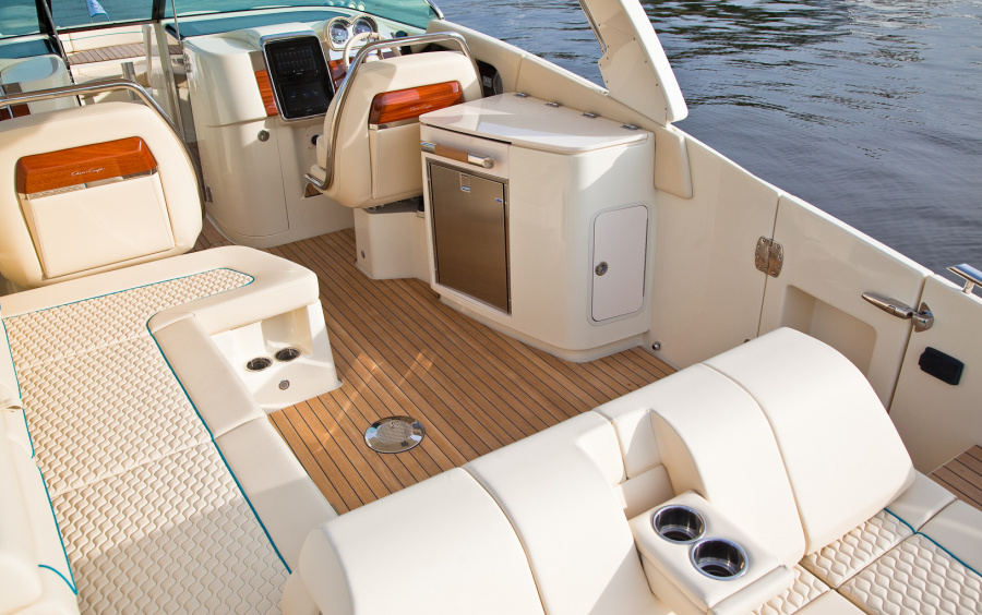 Chris-Craft Launch 35 GT SURF фото 1.3