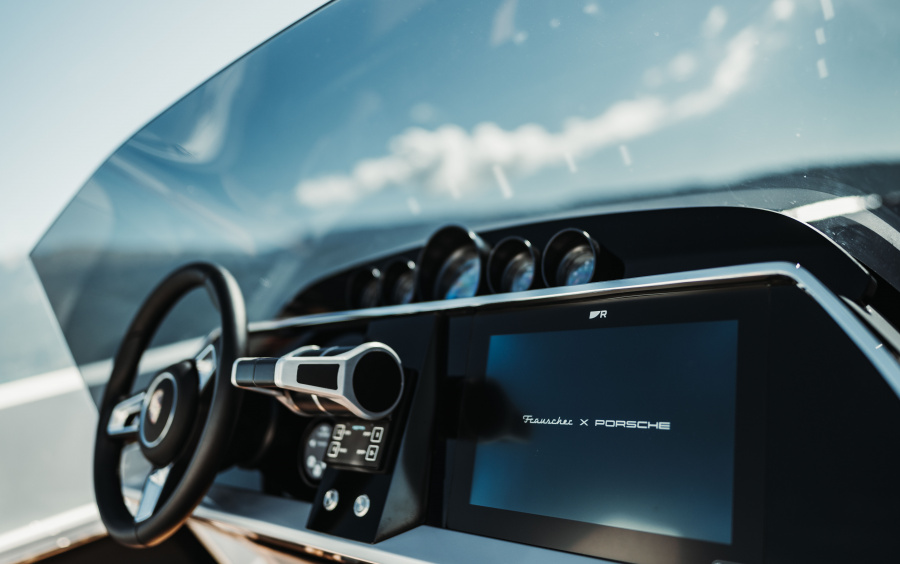 Frauscher X Porsche 850 Fantom Air фото 2.4