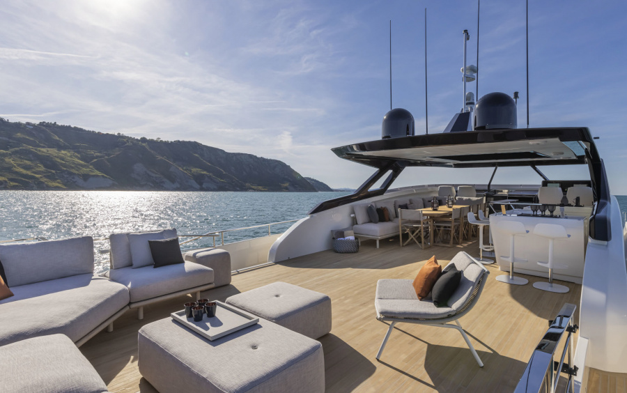 Ferretti Yachts 1000 фото 2.20