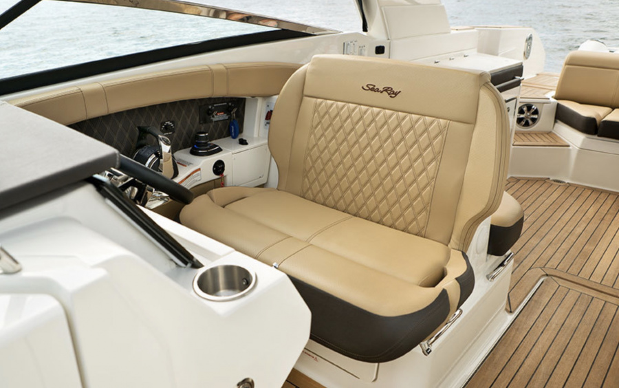 Sea Ray  SLX 350 OB (Outboard) фото 1.2