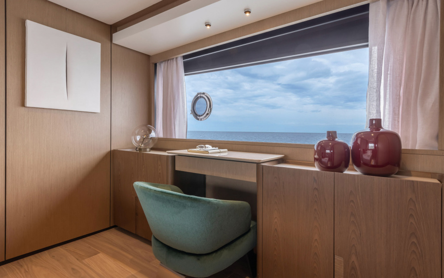 Ferretti Yachts 1000 фото 2.27