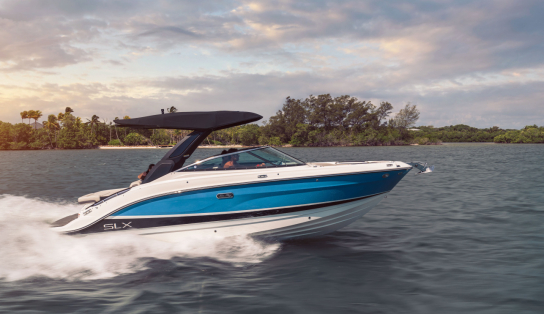 Sea Ray SLX 260