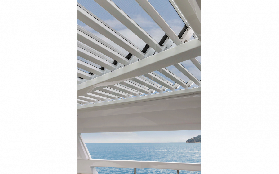 Ferretti Yachts INFYNITO 90 фото 1.17