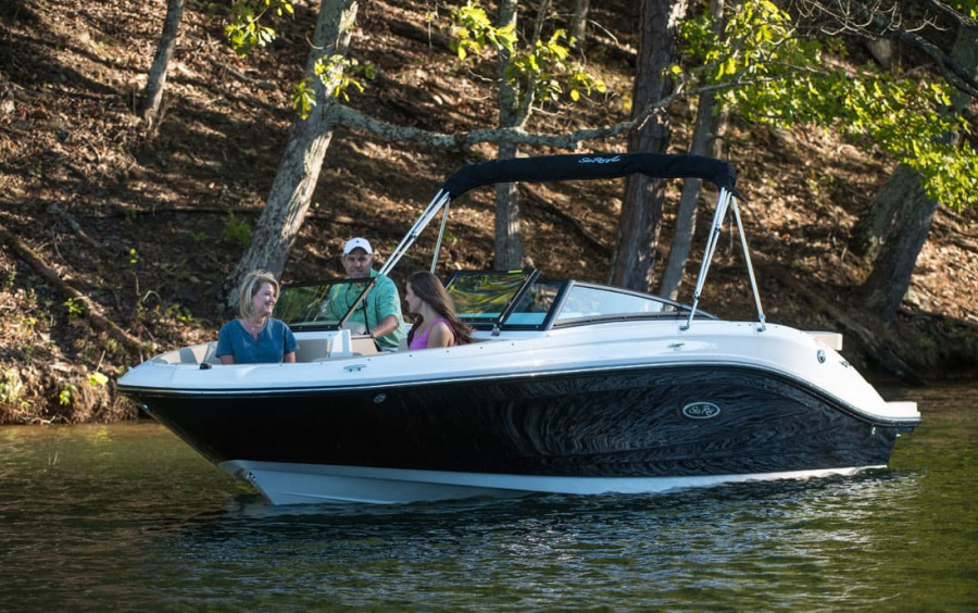 Sea Ray  230 SPX фото 1.4