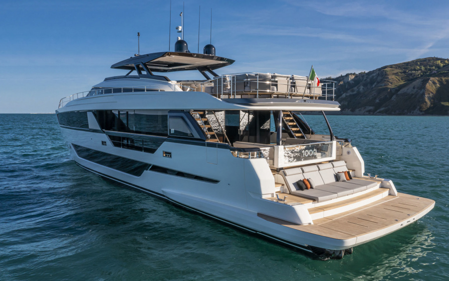 Ferretti Yachts 1000 фото 1.31