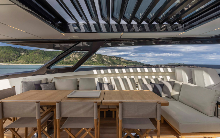 Ferretti Yachts 1000 фото 1.17