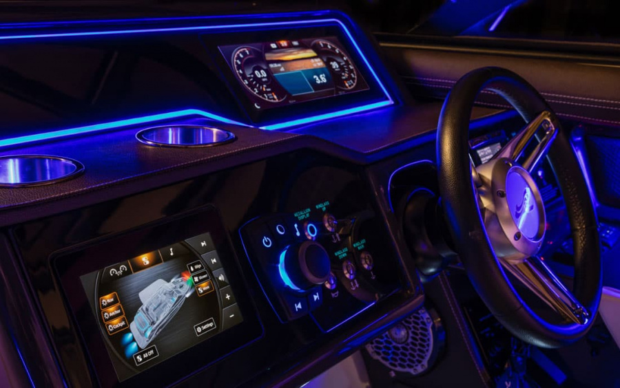 Sea Ray SLX 310 OB (Outboard) фото 2.7