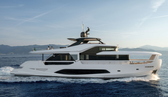 Ferretti Yachts INFYNITO 80