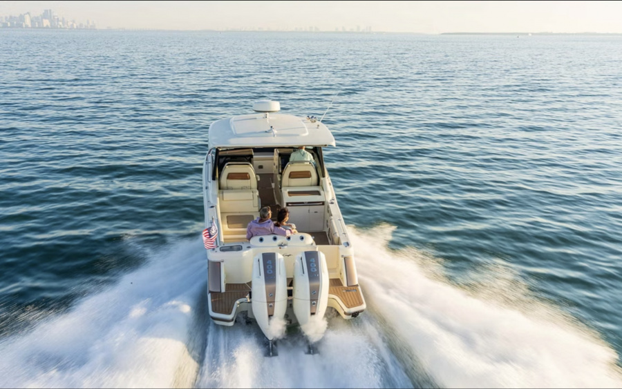 Chris-Craft Calypso 32 фото 1.6