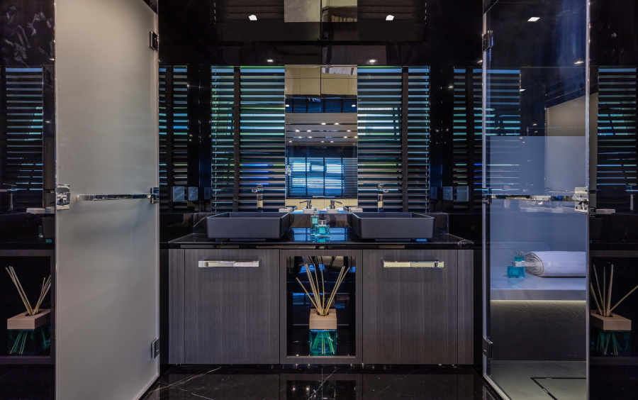 Arcadia Yachts Sherpa 80 фото 1.9